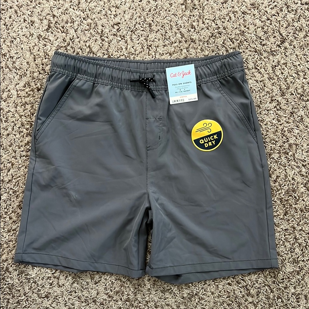 NWT Boys Cat & Jack Gray Shorts lightweight size 14 husky